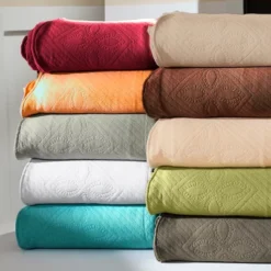 Celtic Textured Jacquard Matelass Scalloped 3-Piece Bedspread Set By Blue Nile Mills -Home Decor Store GUEST 319ac54c dd29 4c97 a5c5 00e9b280a937